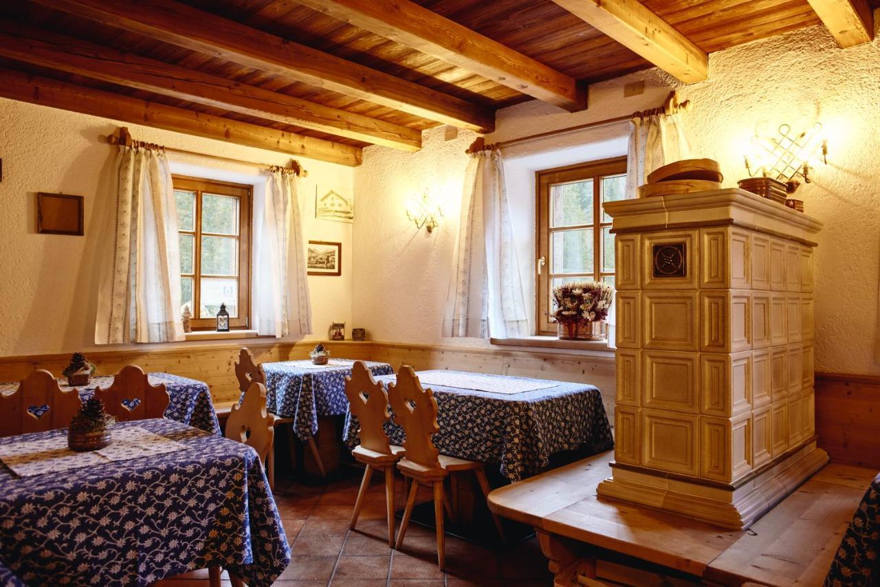 Rifugio Malga Ra Stua Villa Cortina dʼAmpezzo Eksteriør billede